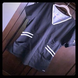 Grey’s Anatomy top scrub